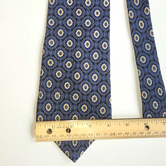 Givenchy Monsieur Silk Tie - Picture 7 of 7